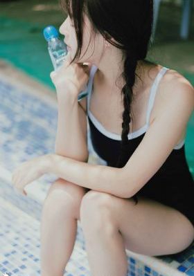 怡春院国产黑丝_BD动漫免费观看