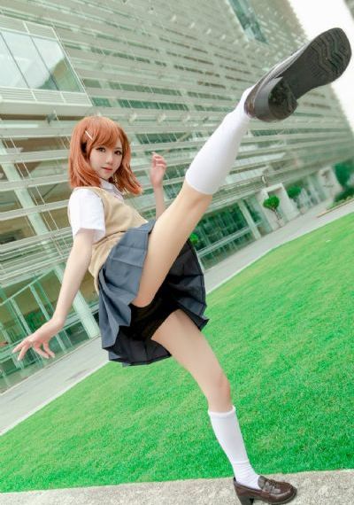 吃胸摸下面激烈视频免费版_蓝光HD在线观看