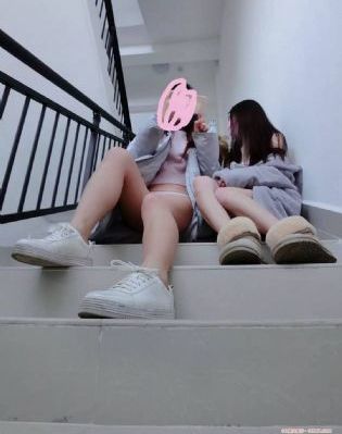 国产爆乳美女娇喘呻吟在线观看_1080P高清视频播放