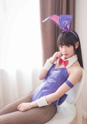 黑寡妇久久久久久久影院_4K高清在线